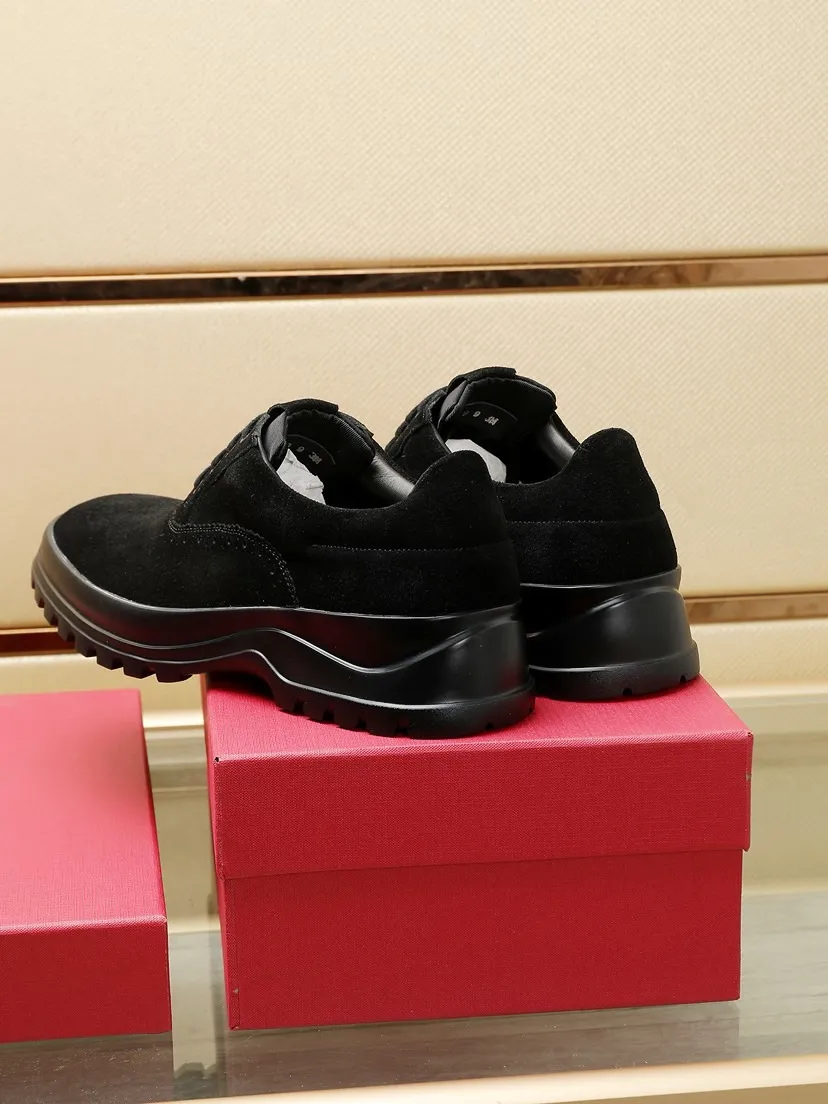 Factory P680💰🔥《Ferragamo》👏Latest•High-end top brand luxury~purchasing agent, top~quality. New fashionable business men's shoes 🔜The uppers are made of original first-layer open-edge beaded cowhide➕cowhide·lining, with fine workmanship. The original stylish and soft combination wear-resistant and non-slip outsole is light and comfortable on the feet. The real thing looks better in real photos. Number of yards: 38--44 (45 and 46 can be customized)